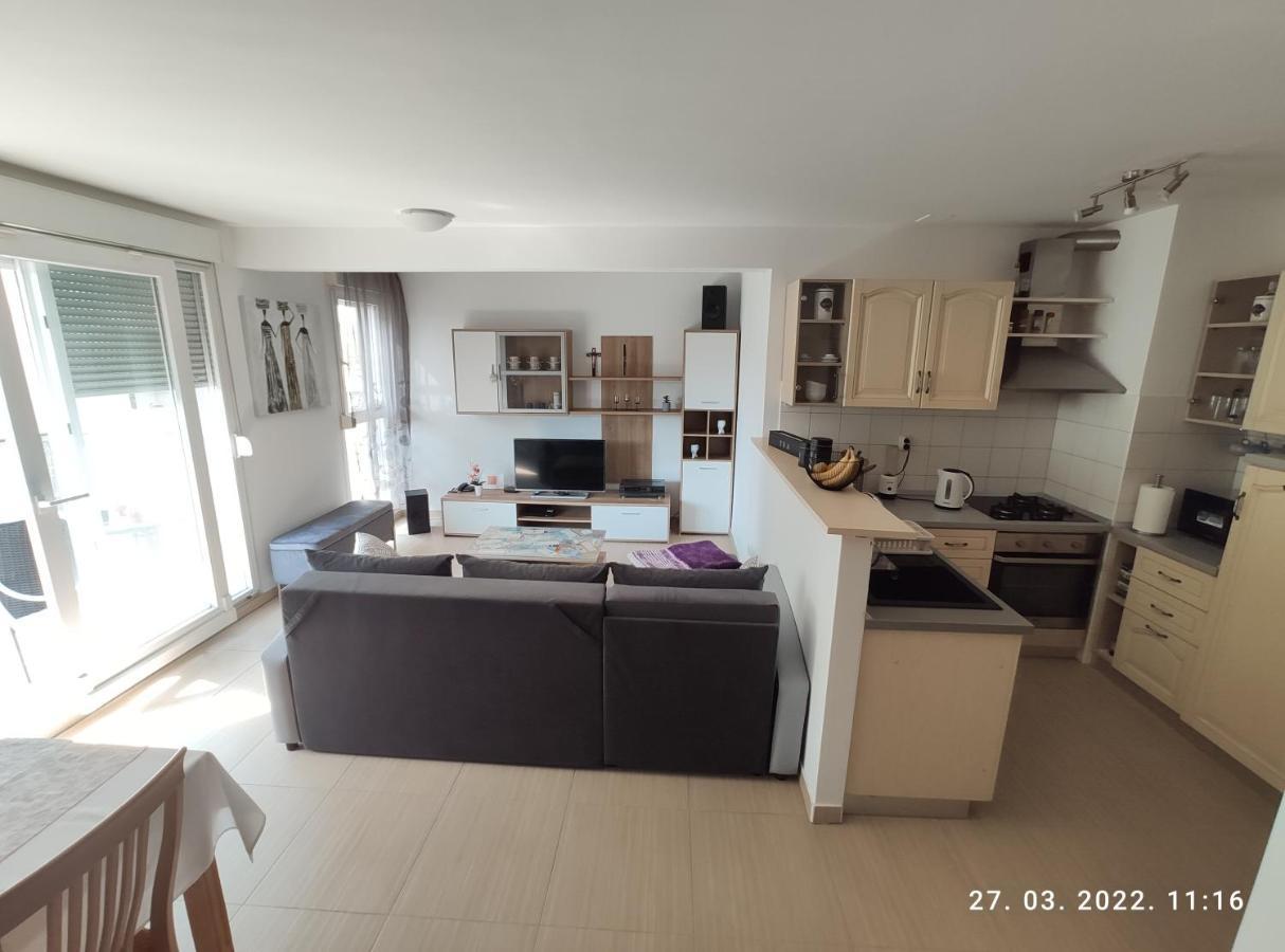 Lejlighed Apartman Antonela With Free Garage Parking
